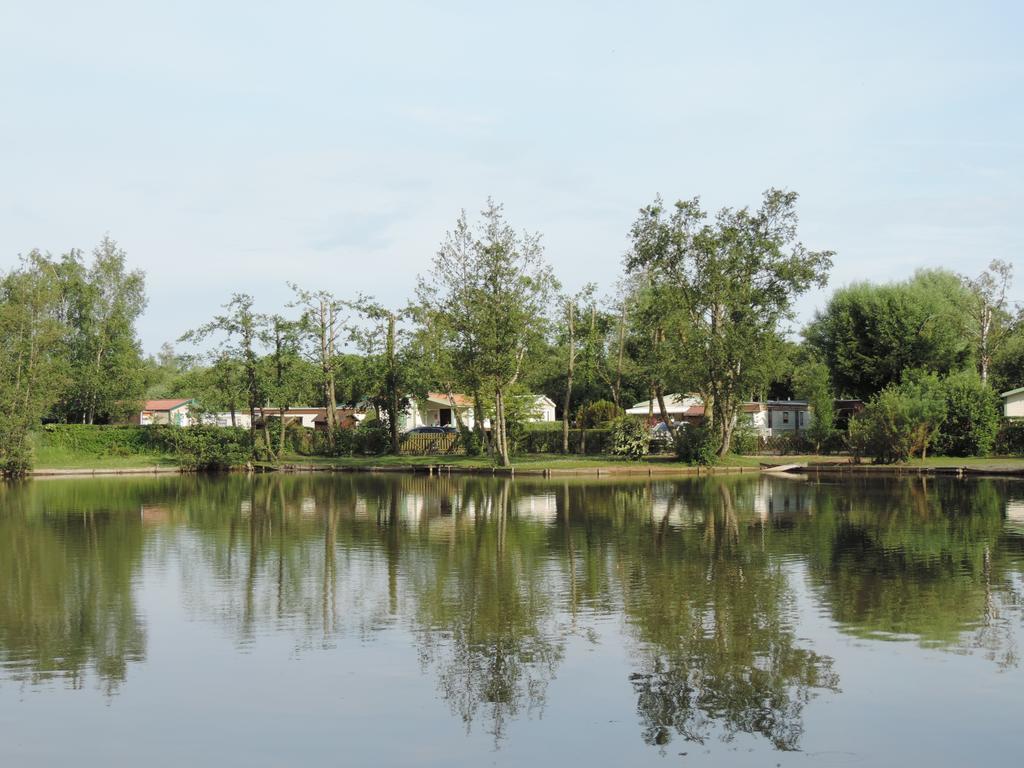 Caravaning Les Tourterelles Rang-du-Fliers Buitenkant foto